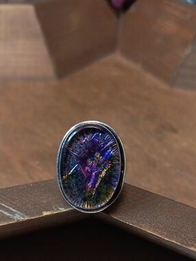 Oval Dichroic Glass Ring - Iridescent Purple & Blue